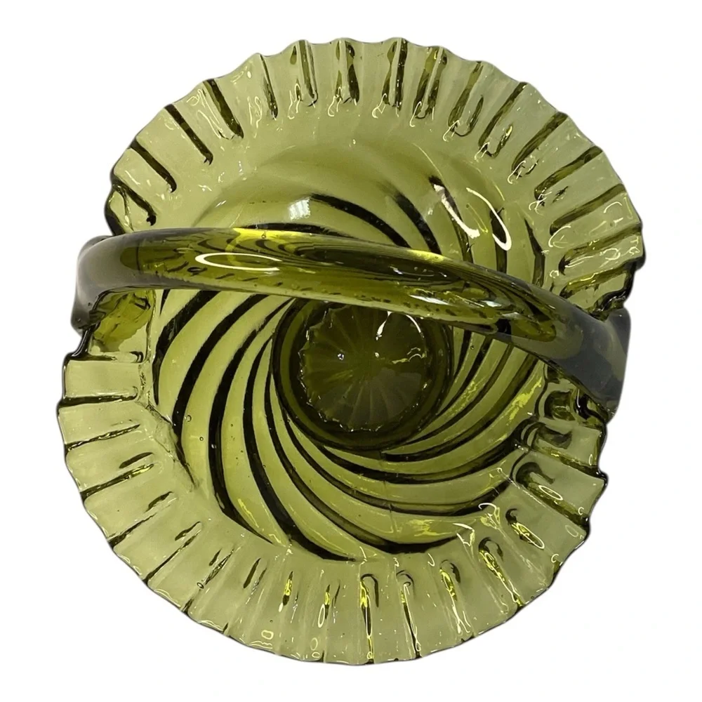 Vintage Fenton Green Glass Candy Dish Bridal Basket Crimped Ruffle Ruffled Edge